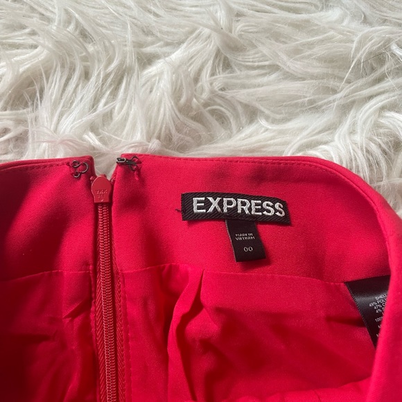 Express Pencil Skirt - 00 - Picture 2 of 3